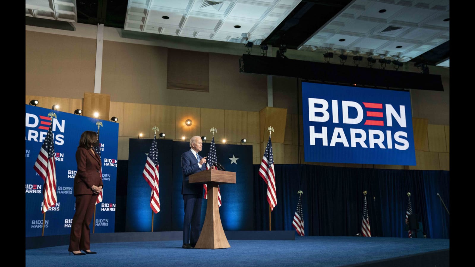 AMERİKA BİRLEŞİK DEVLETLERİ SEÇİMİ BİDEN- HARİSİN İKİLİSİNİN SEÇİLMESİ İLE TAMAMLANDI