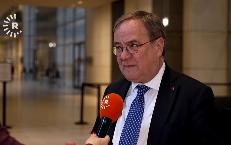 Bundestag Dış İlişkiler Komisyonu Başkanı: Kürtler için en iyi çözüm otonomidir