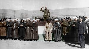 Qazî Mihemmed ve yoldaşları tarafından kurulmuş olan Mahabad Kurd Cumhuriyeti'nin 78. yıl dönümü